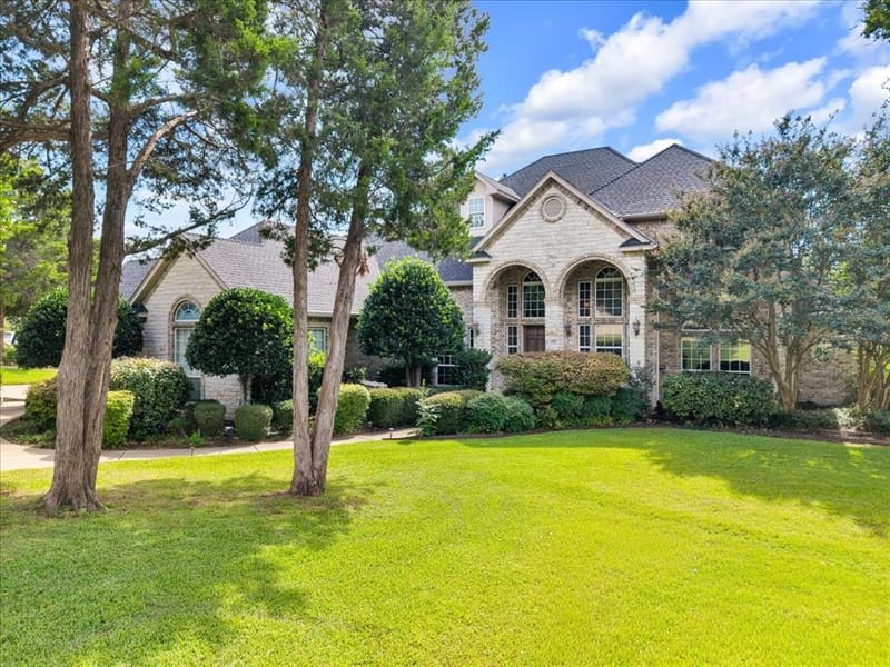 2201 Somerset, Midlothian TX 76065 - Photo 2
