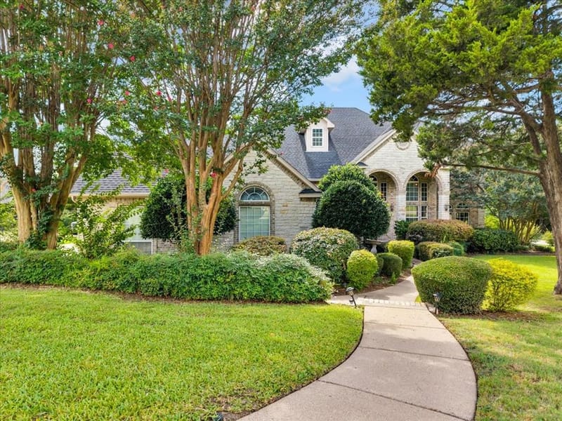 2201 Somerset, Midlothian TX 76065 - Photo 4