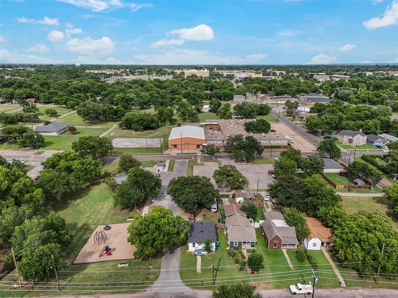 911 N Branch Street, Sherman TX 75090 - Photo 26