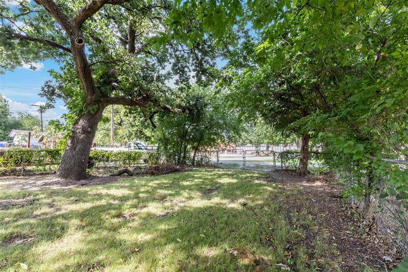 911 N Branch Street, Sherman TX 75090 - Photo 24
