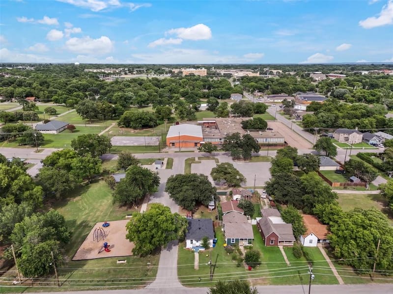 911 N Branch Street, Sherman TX 75090 - Photo 29