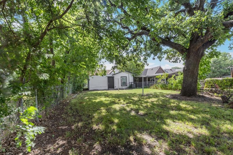 911 N Branch Street, Sherman TX 75090 - Photo 25