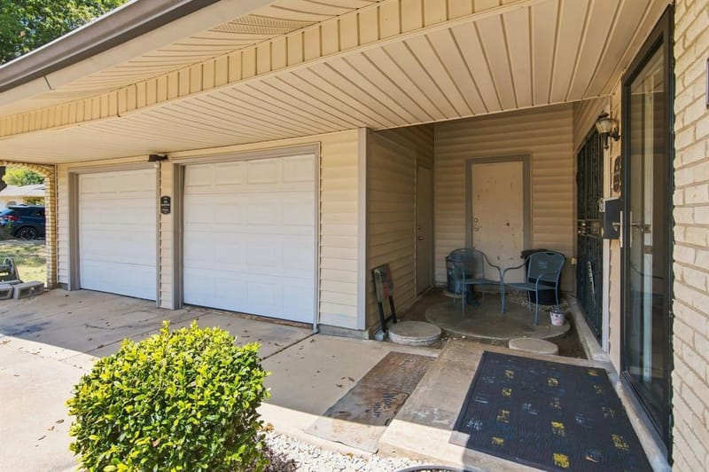 2420 Timberlake Drive, Irving TX 75062 - Photo 4