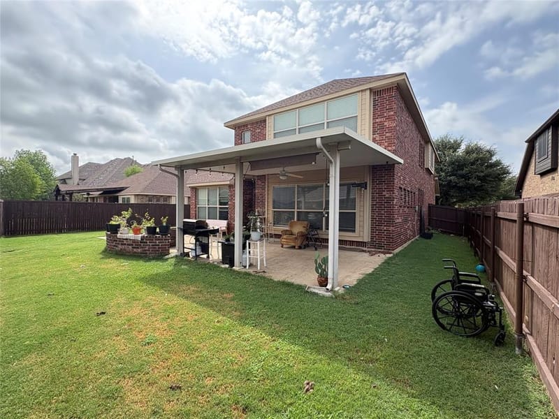 2756 Explorador, Grand Prairie TX 75054 - Photo 4