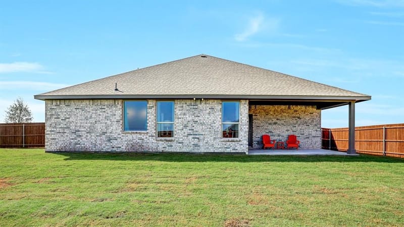 10397 SARASOTA Street, Grand Prairie TX 76065 - Photo 31