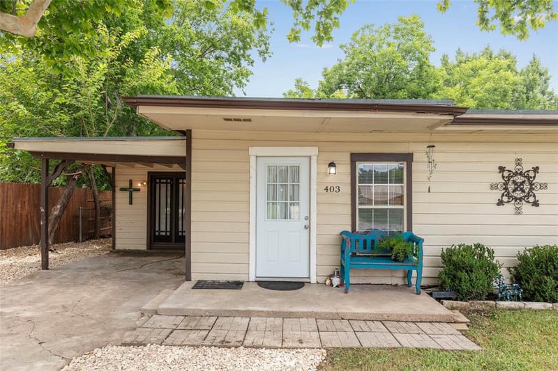 403 Walnut Street, Grandview TX 76050 - Photo 3