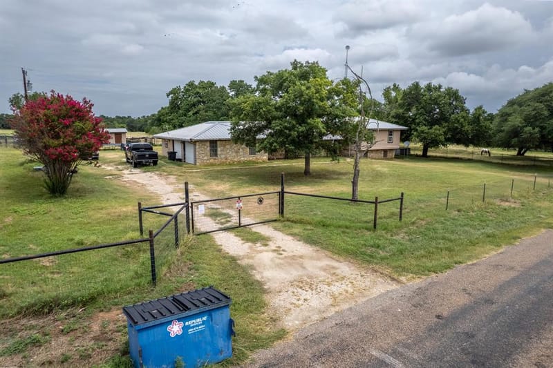 301 County Road 214, Hico TX 76457 - Photo 32