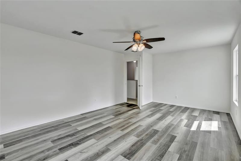 1301 Erin Court, Burleson TX 76028 - Photo 16