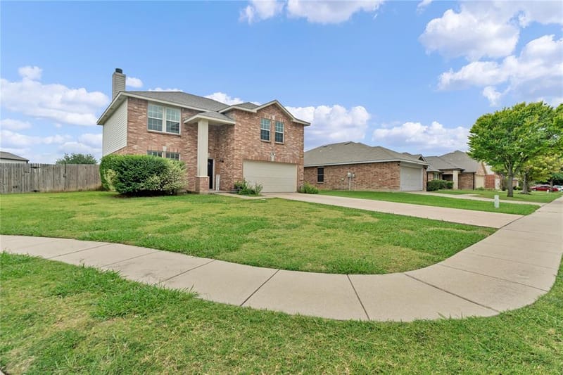 1301 Erin Court, Burleson TX 76028 - Photo 3