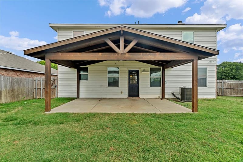 1301 Erin Court, Burleson TX 76028 - Photo 24