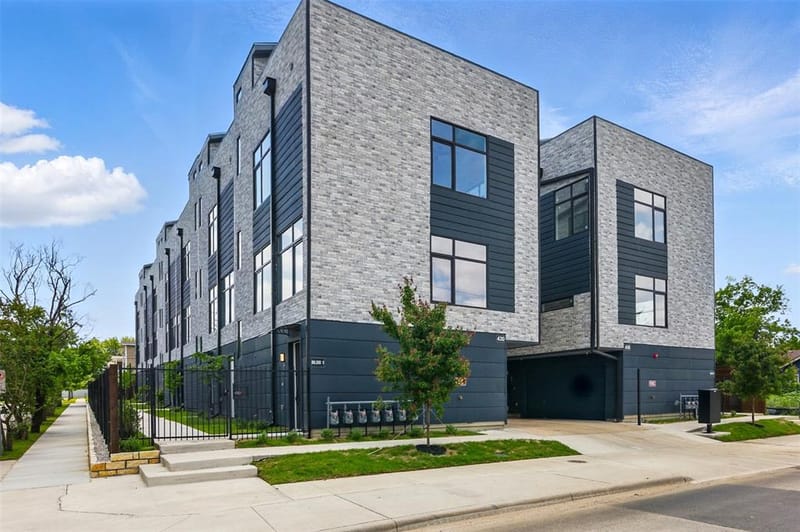 430 E 8th, Dallas TX 75203 - Photo 2