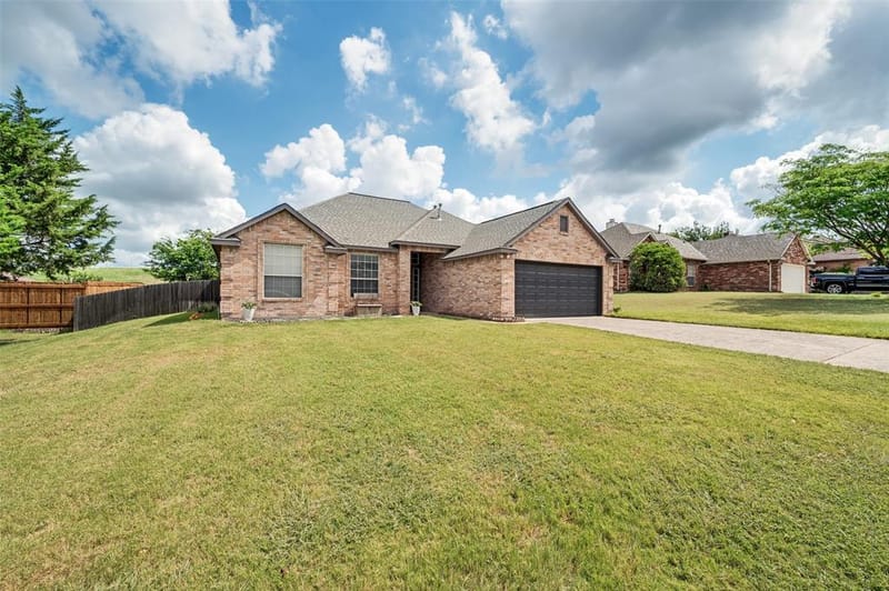 206 Ridge View Court, Decatur TX 76234 - Photo 7