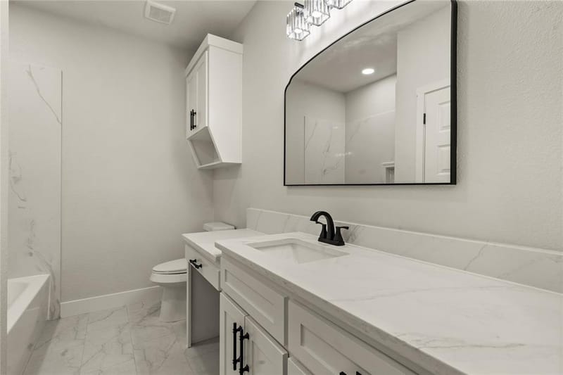 214 Rogers Street, McGregor TX 76657 - Photo 12