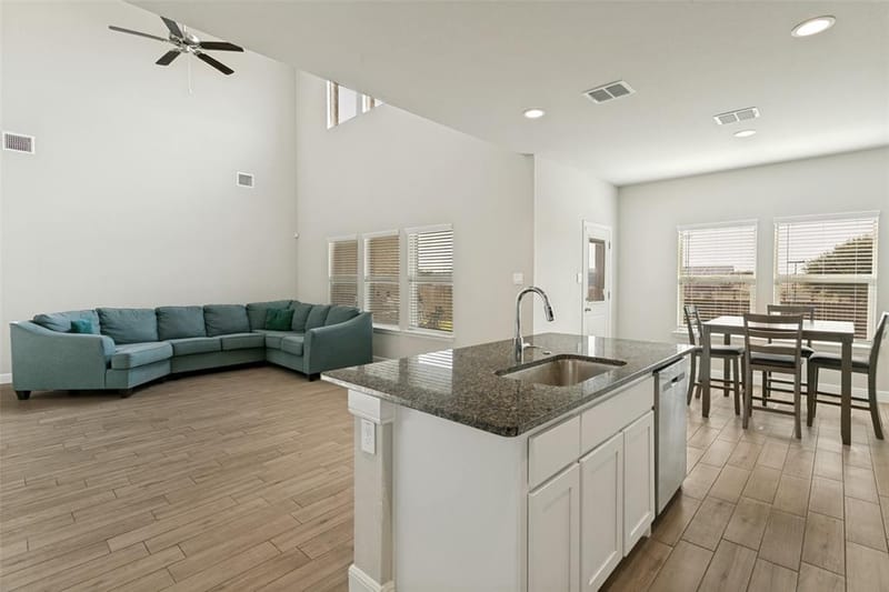 832 Alexandria Lane, Joshua TX 76058 - Photo 8