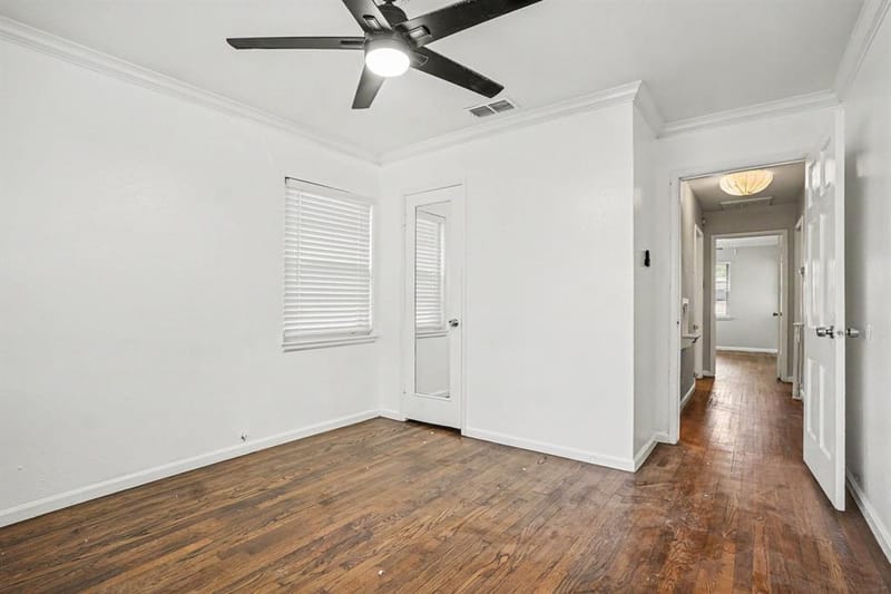910 Reverchon Drive, Dallas TX 75211 - Photo 15
