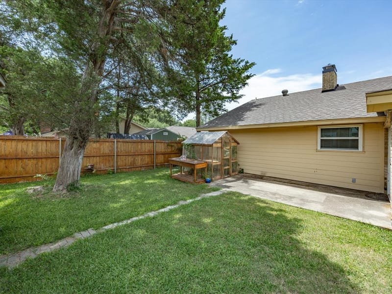 1327 Big Stone Gap Road, Duncanville TX 75137 - Photo 27