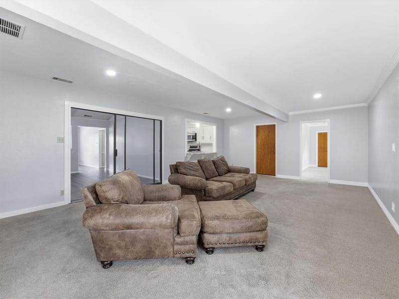1327 Big Stone Gap Road, Duncanville TX 75137 - Photo 15