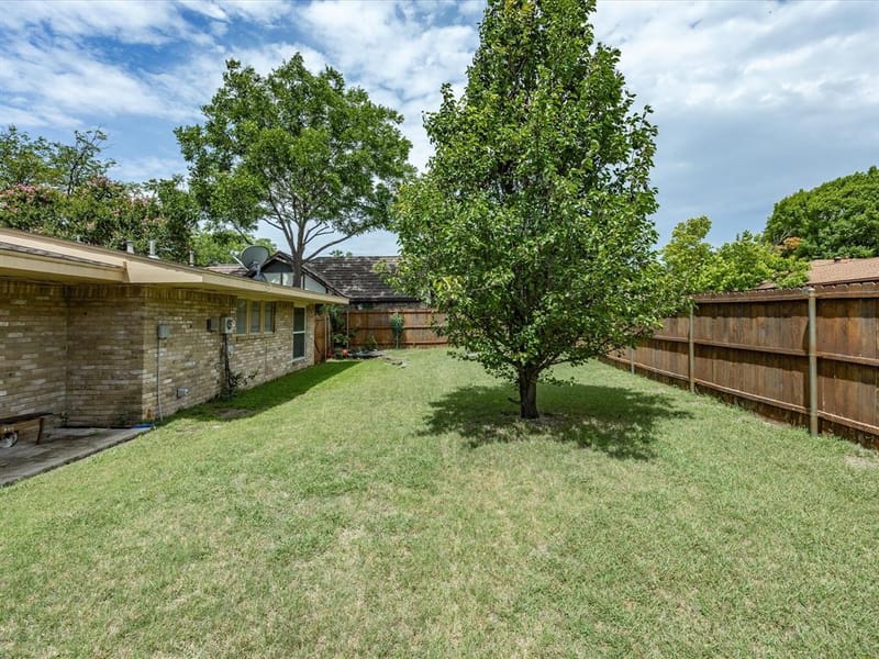 1327 Big Stone Gap Road, Duncanville TX 75137 - Photo 29