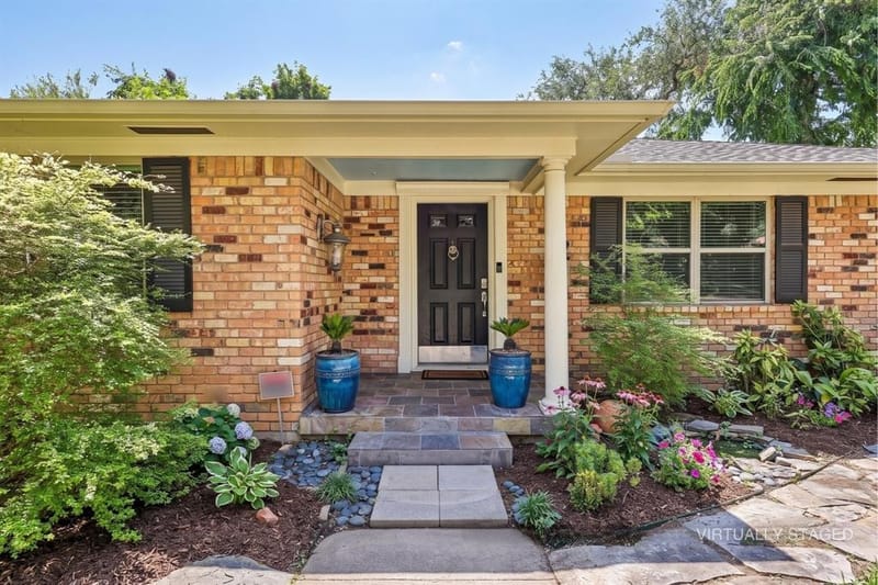 8324 Moorcroft Drive, Dallas TX 75228 - Photo 6