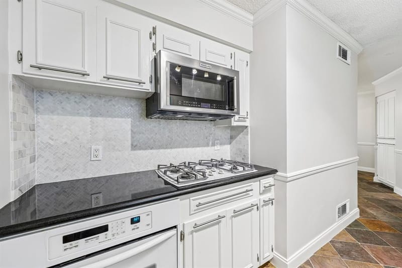 8324 Moorcroft Drive, Dallas TX 75228 - Photo 13