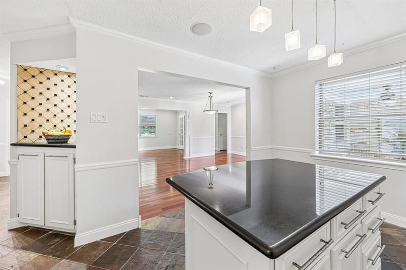 8324 Moorcroft Drive, Dallas TX 75228 - Photo 17