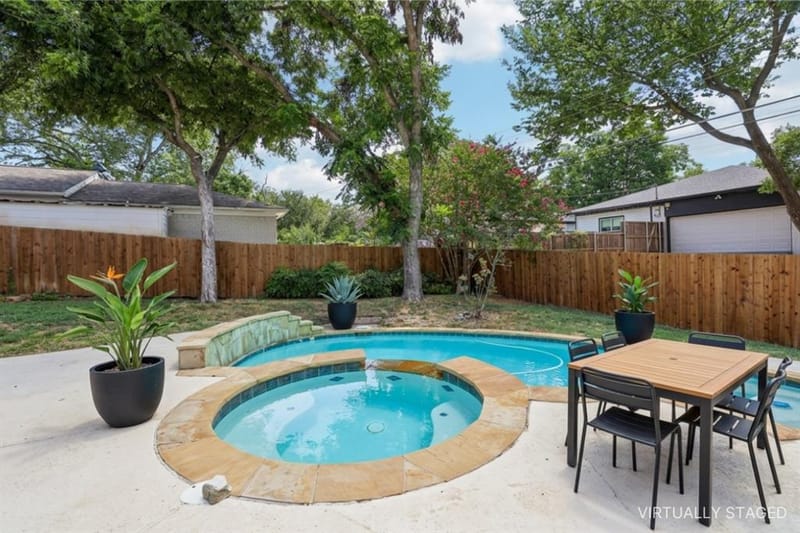8324 Moorcroft Drive, Dallas TX 75228 - Photo 34