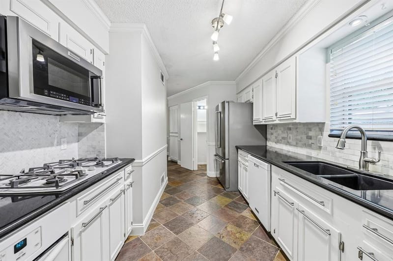 8324 Moorcroft Drive, Dallas TX 75228 - Photo 11