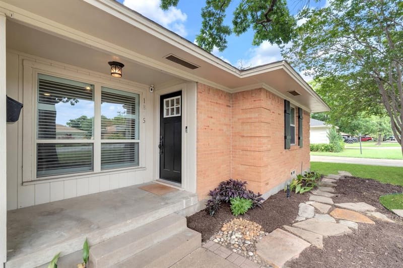 1815 Oates Drive, Dallas TX 75228 - Photo 3