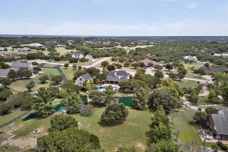 3406 Sundance Court, Granbury TX 76049 - Photo 15