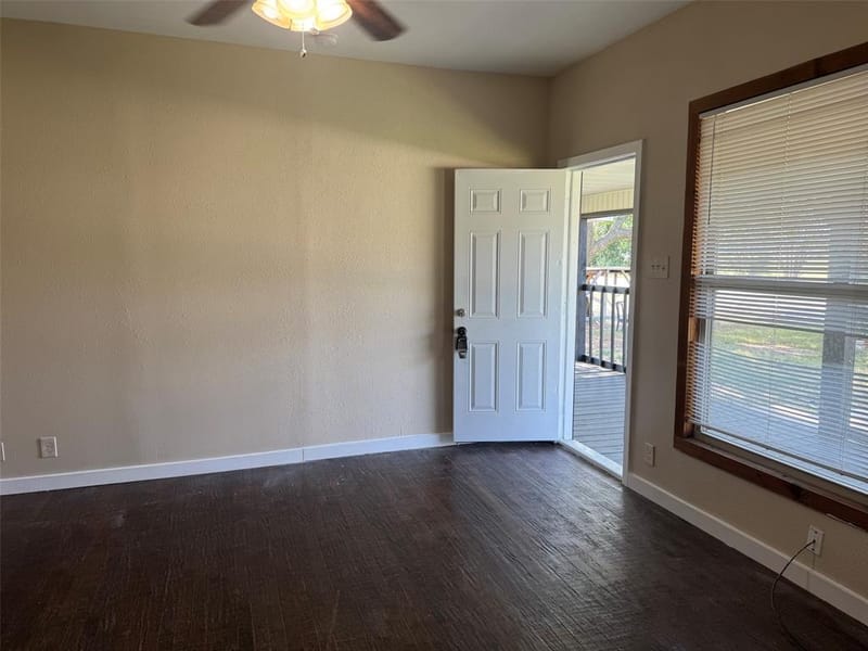 323 E Lloyd Street, Krum TX 76249 - Photo 3