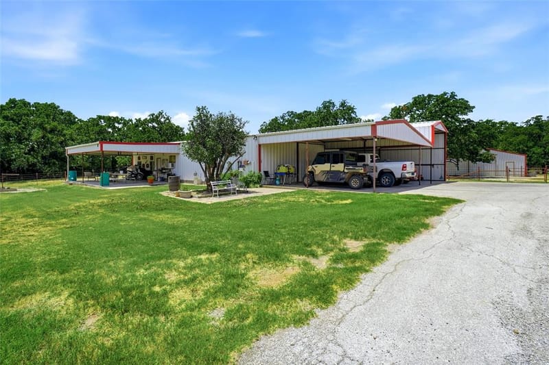 447 W Bypass 287, Alvord TX 76225 - Photo 22