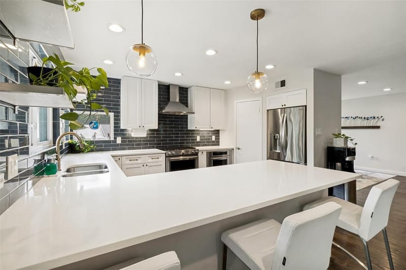 7045 Gaston Parkway, Dallas TX 75214 - Photo 14