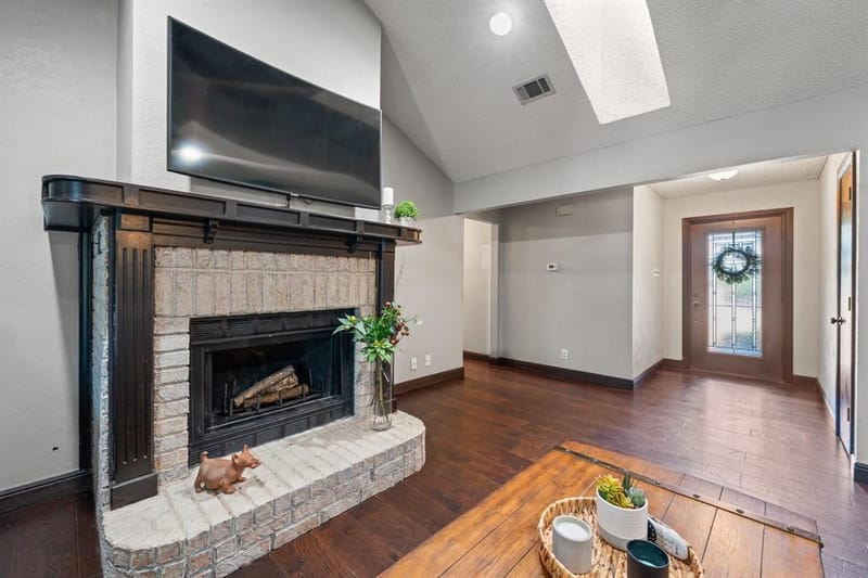 7500 Parker Drive E, Burleson TX 76028 - Photo 13