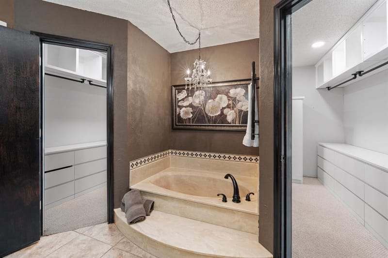 7500 Parker Drive E, Burleson TX 76028 - Photo 26
