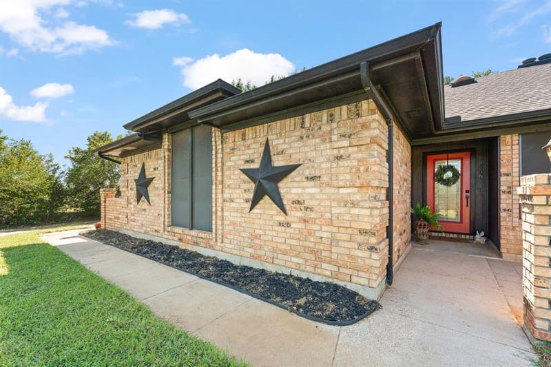 7500 Parker Drive E, Burleson TX 76028 - Photo 7