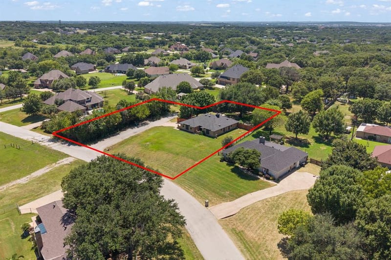 7500 Parker Drive E, Burleson TX 76028 - Photo 3