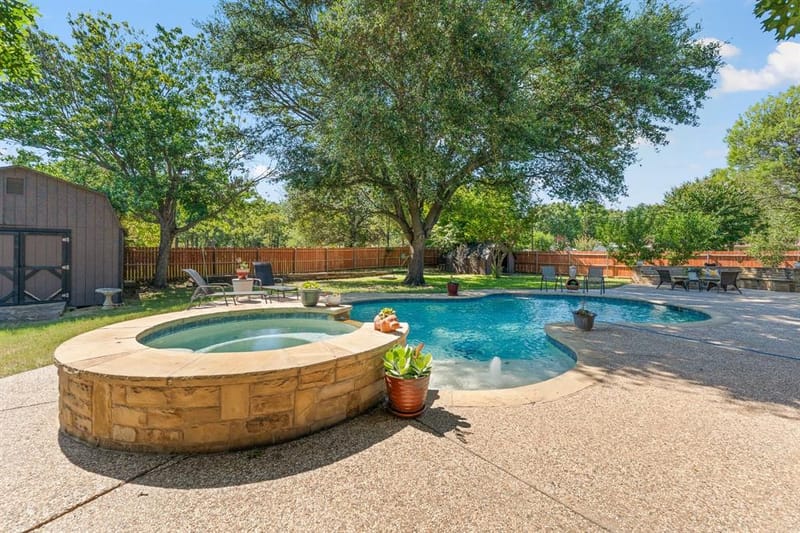 7500 Parker Drive E, Burleson TX 76028 - Photo 34