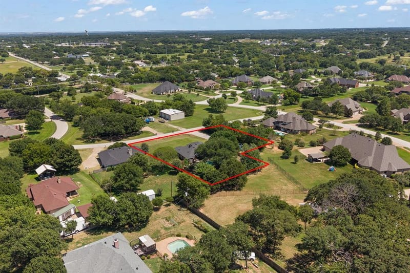 7500 Parker Drive E, Burleson TX 76028 - Photo 4