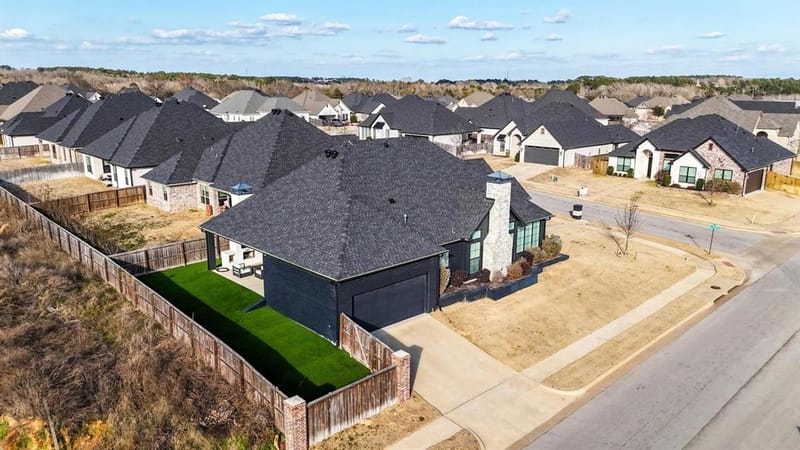3157 Salado Creek Drive, Tyler TX 75703 - Photo 4
