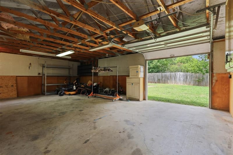 908 W Westhill Drive, Cleburne TX 76033 - Photo 27