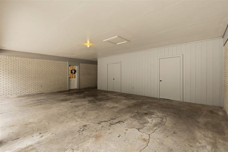 908 W Westhill Drive, Cleburne TX 76033 - Photo 31