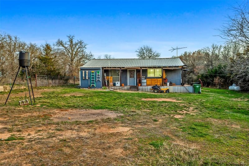 241 County Road 3689, Paradise TX 76073 - Photo 25