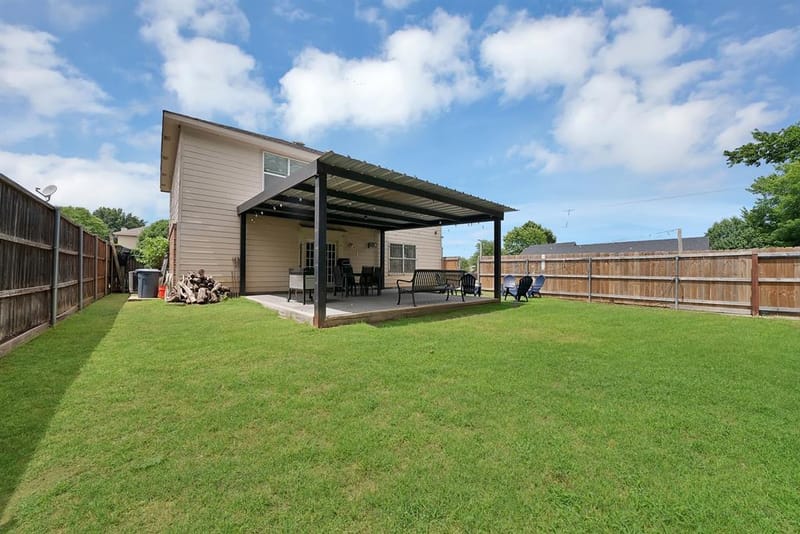 3372 Mojave Drive, Dallas TX 75241 - Photo 2