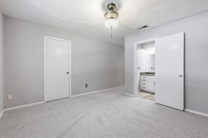 981 Chateau Valee Circle, Bedford TX 76022 - Photo 28