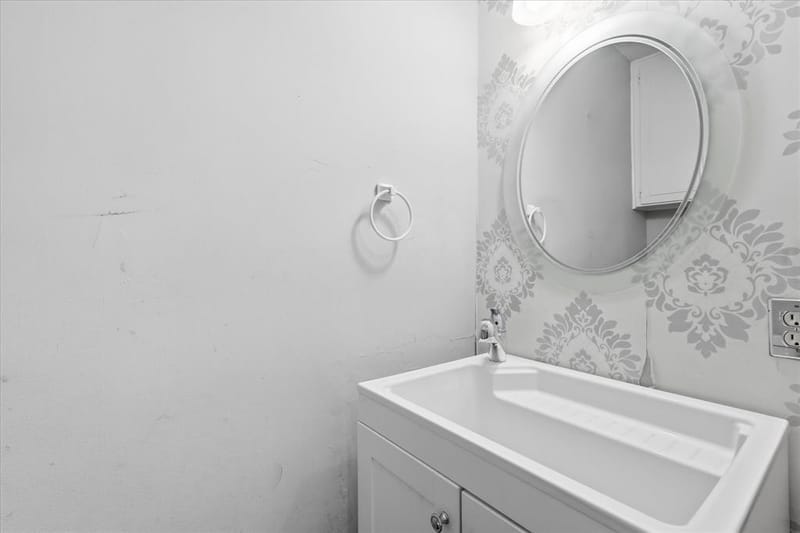 981 Chateau Valee Circle, Bedford TX 76022 - Photo 34