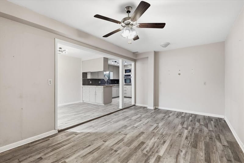 981 Chateau Valee Circle, Bedford TX 76022 - Photo 11