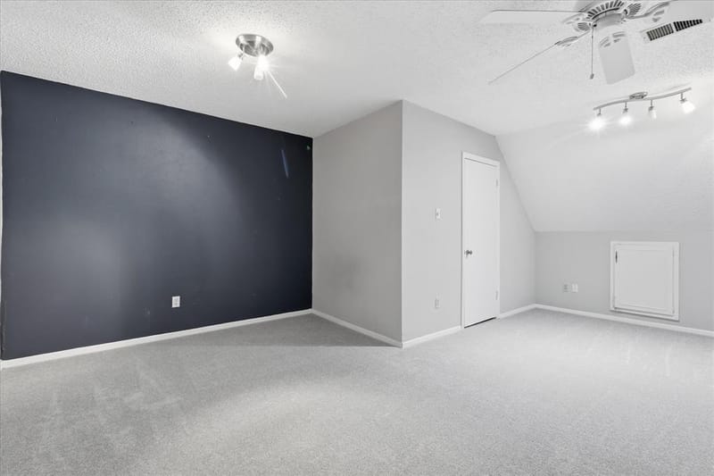 981 Chateau Valee Circle, Bedford TX 76022 - Photo 31