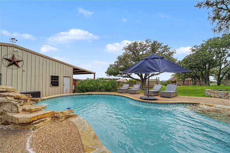 137 Silver Saddle Circle, Weatherford TX 76087 - Photo 39