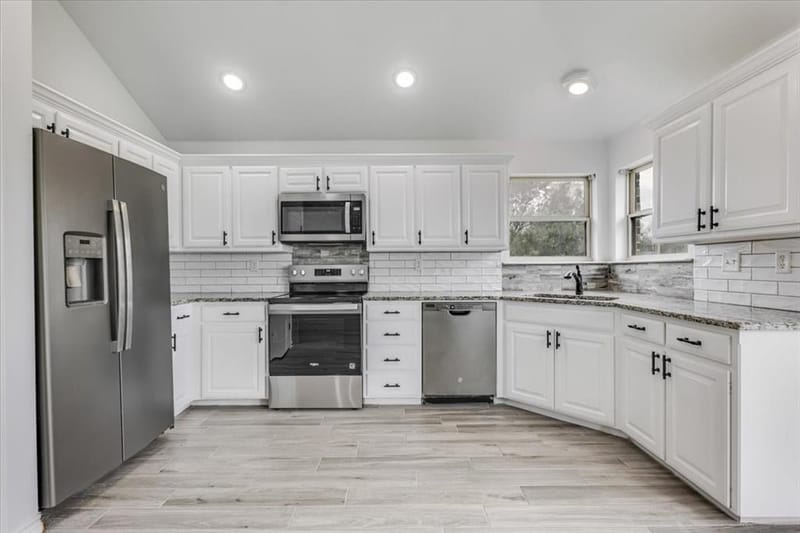 1007 SW 2nd Avenue, Mineral Wells TX 76067 - Photo 16