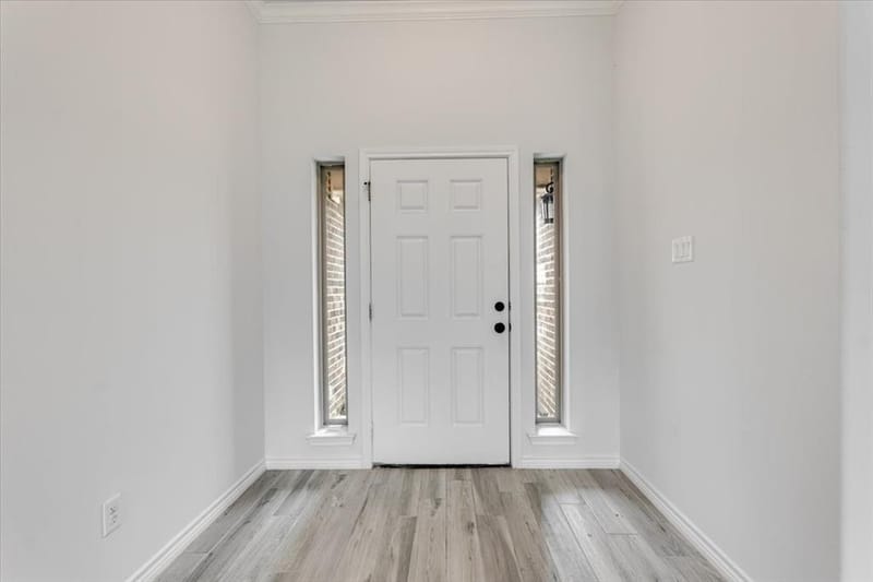 1007 SW 2nd Avenue, Mineral Wells TX 76067 - Photo 3